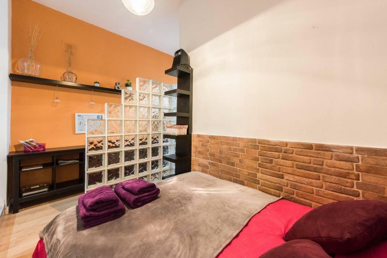 Apartamento En Calle Tres Peces Madrid Esterno foto
